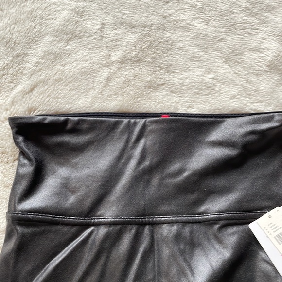 Spanx leggings by Anthropologie - Picture 4 of 8